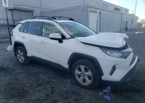 2019 Toyota Rav4 Xle из США, поврежденный, VIN JTMP1RFV6KD010689